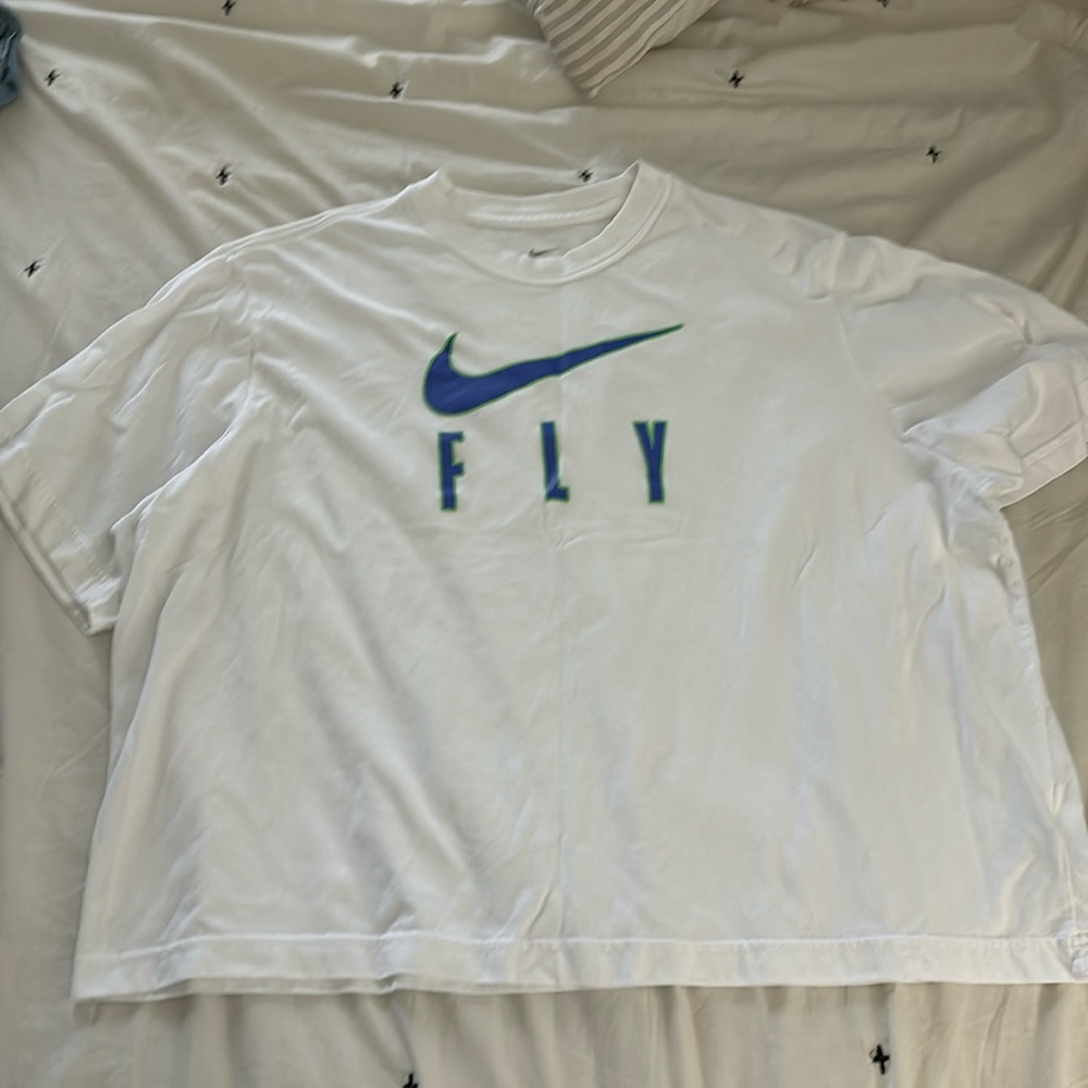 Like new women’s oversized tee